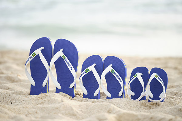 Premium Men Women Beach Slippers Rubber Footwear DSI Summer Bata Black  Colour